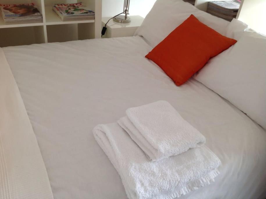 Zone 1! 2 Bed Duplex Apartment! London Luaran gambar